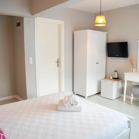 Elda Koeyici Hotel